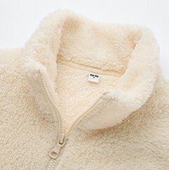 FLUFFY YARN FLEECE