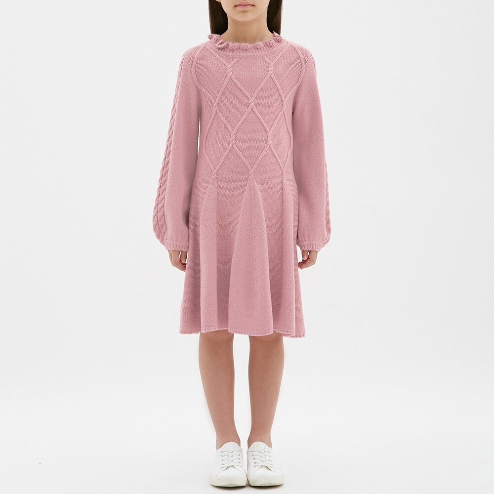 Uniqloのポンチフレアワンピース 長袖 Stylehint