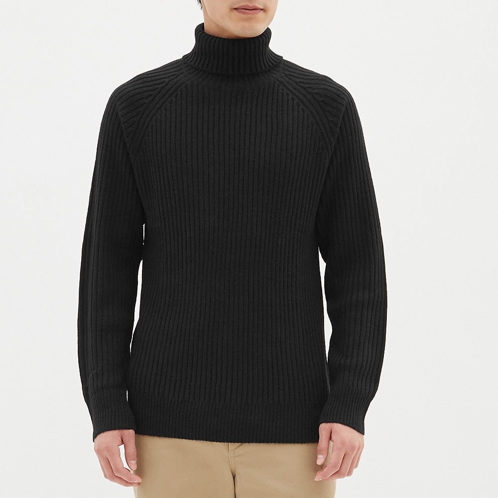 UNIQLO リブタートルネックセーター（長袖） | StyleHint