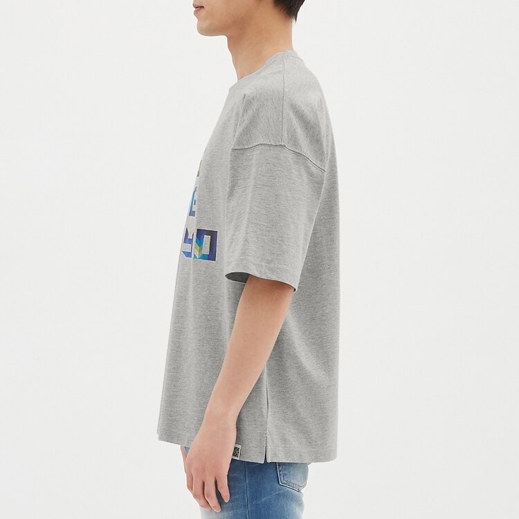 Gu公式 グラフィックスーパービッグt 5分袖 C Ts ファッション通販サイト Gu公式 グラフィックスーパービッグt 5分袖 C Ts ファッション通販サイト