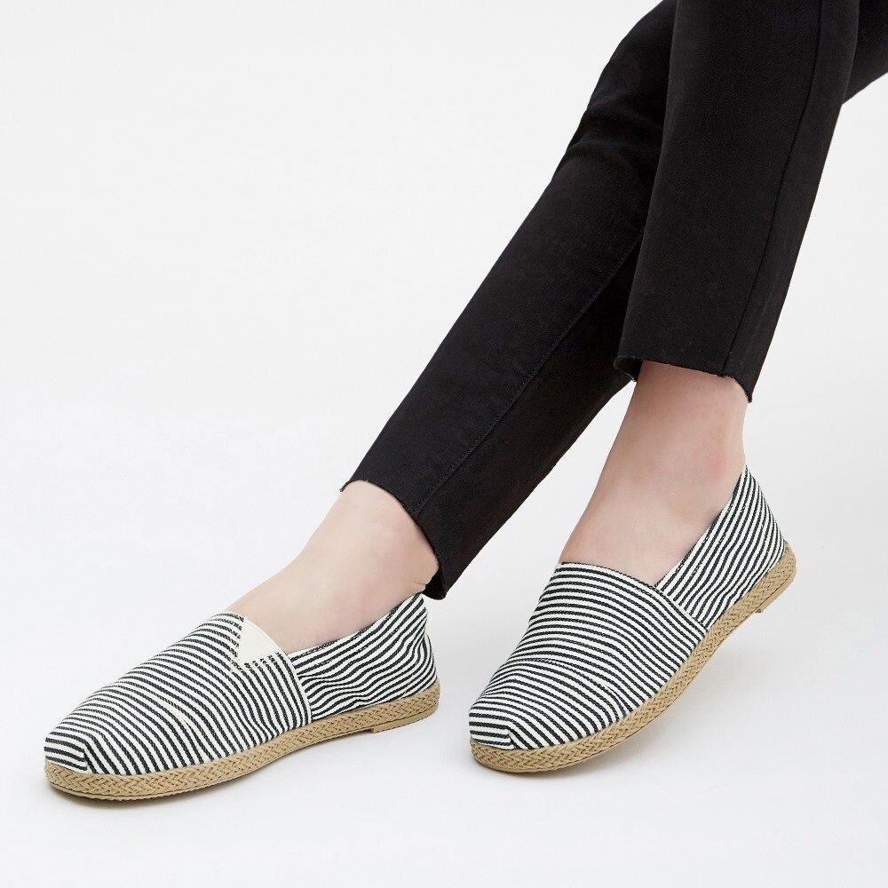 数量限定セール ホワイト 27センチ Gu エアリーエスパドリーユ メンズ サンダル