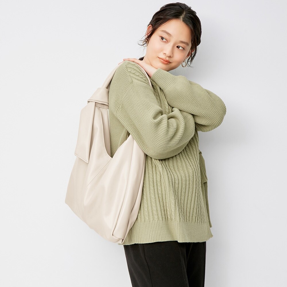 ソフトレザータッチトートバッグ E Gu ジーユー 公式通販オンラインストア