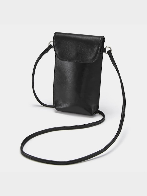 レザータッチネックポーチ