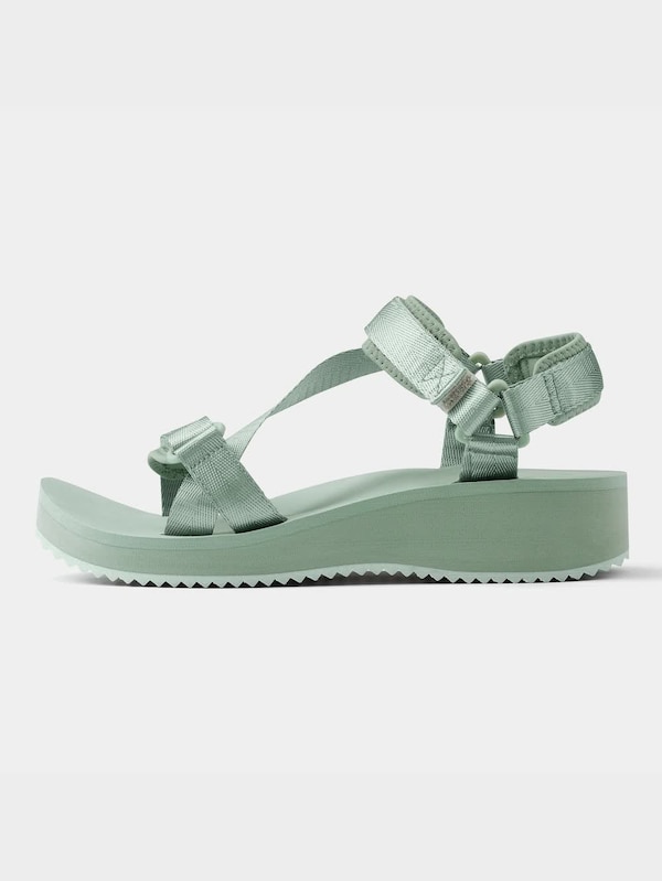 ソフトアーチスポーツサンダル