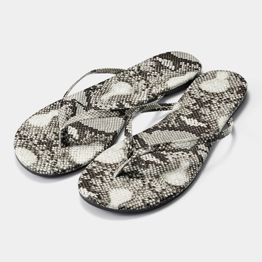 Gu公式 トングフラットサンダル E ファッション通販サイト