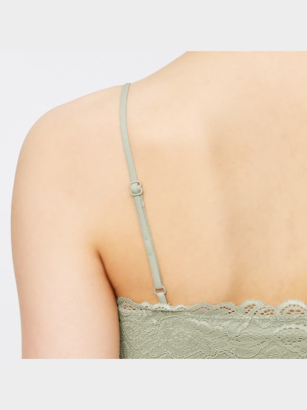 ブラフィールレーシーキャミソール