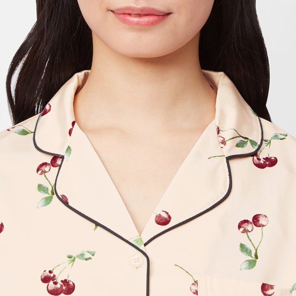 Gu公式 サテンパジャマワンピース 長袖 チェリー E ファッション通販サイト