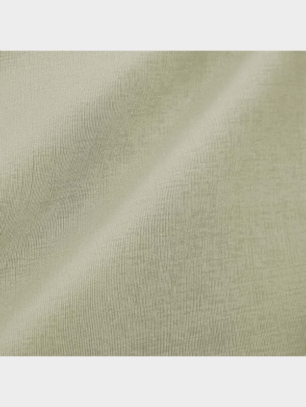 カットソーシャイニーフレアロングスカート