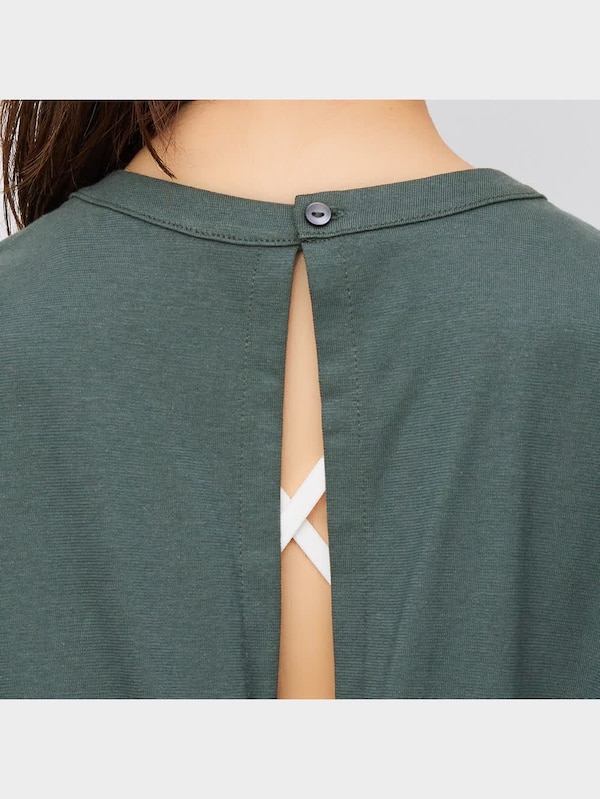 バックオープンワンピース(半袖)