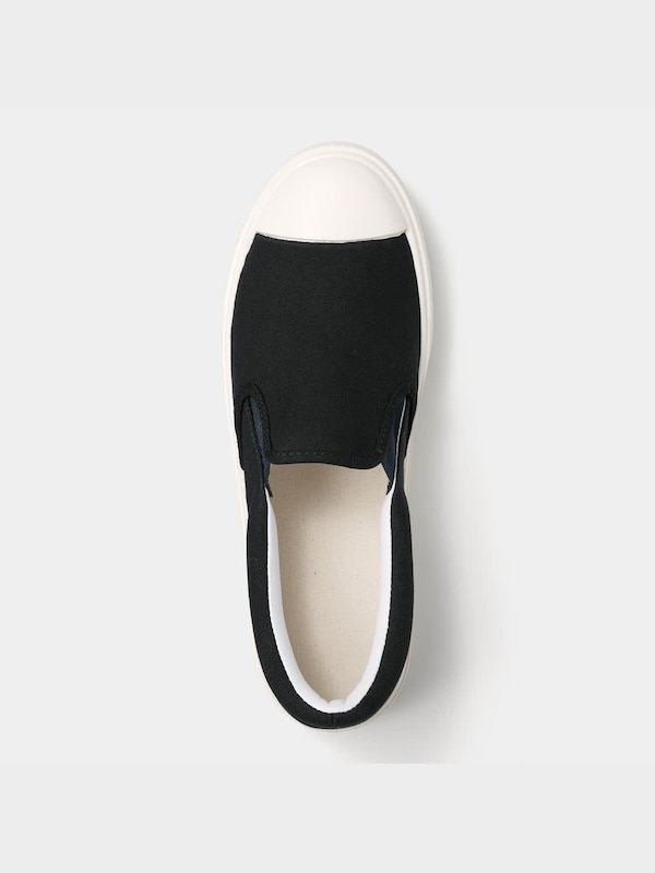 クリーンキャンバススリッポンシューズ