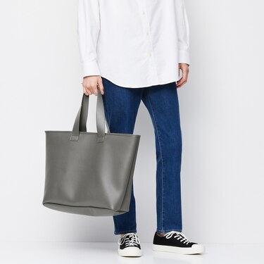 Gu公式 レザータッチトートバッグ ファッション通販サイト