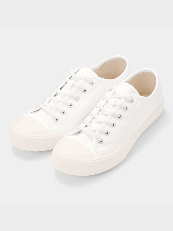 クリーンキャンバススニーカー