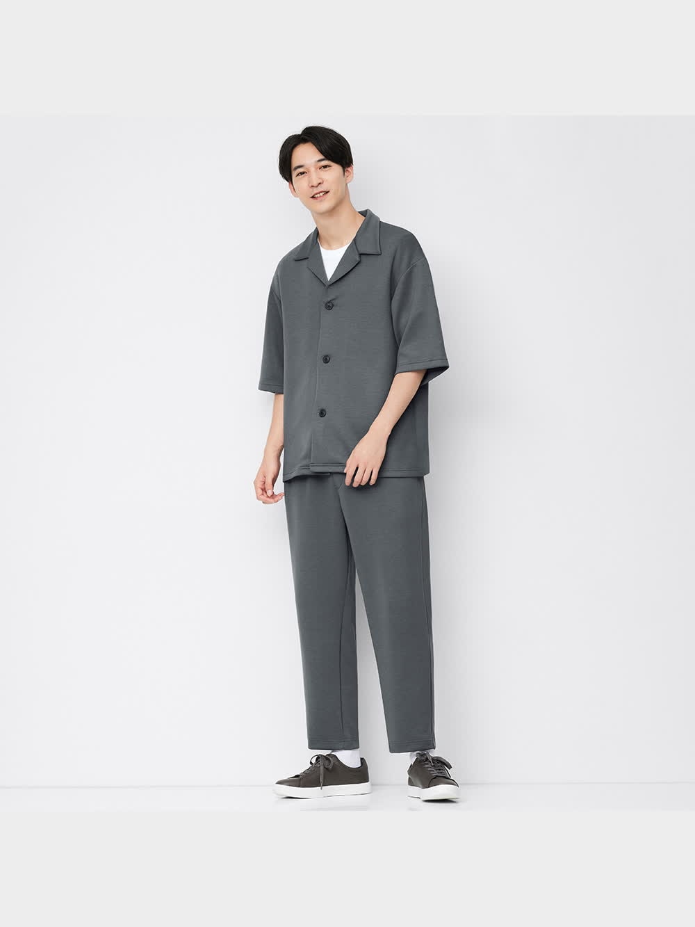 パンツ Ju GU公式 | ウォッシャブルストレートパンツZ+X(セットアップ可能)