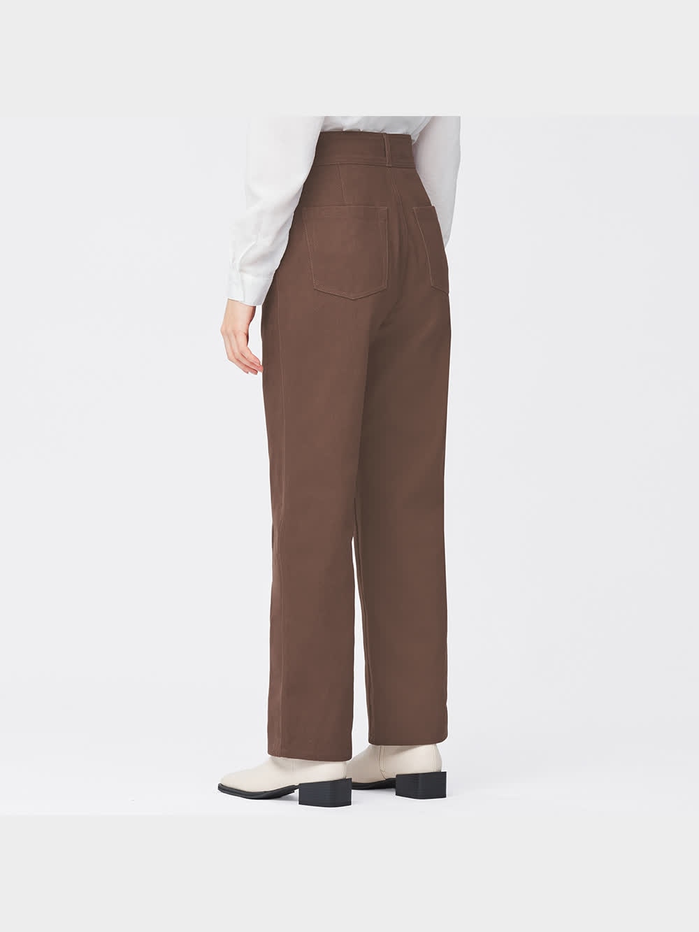 GU公式 | フロントボタンカラーストレートパンツQ