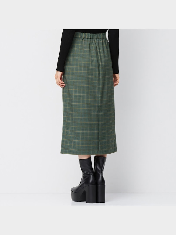 チェックナロースカート