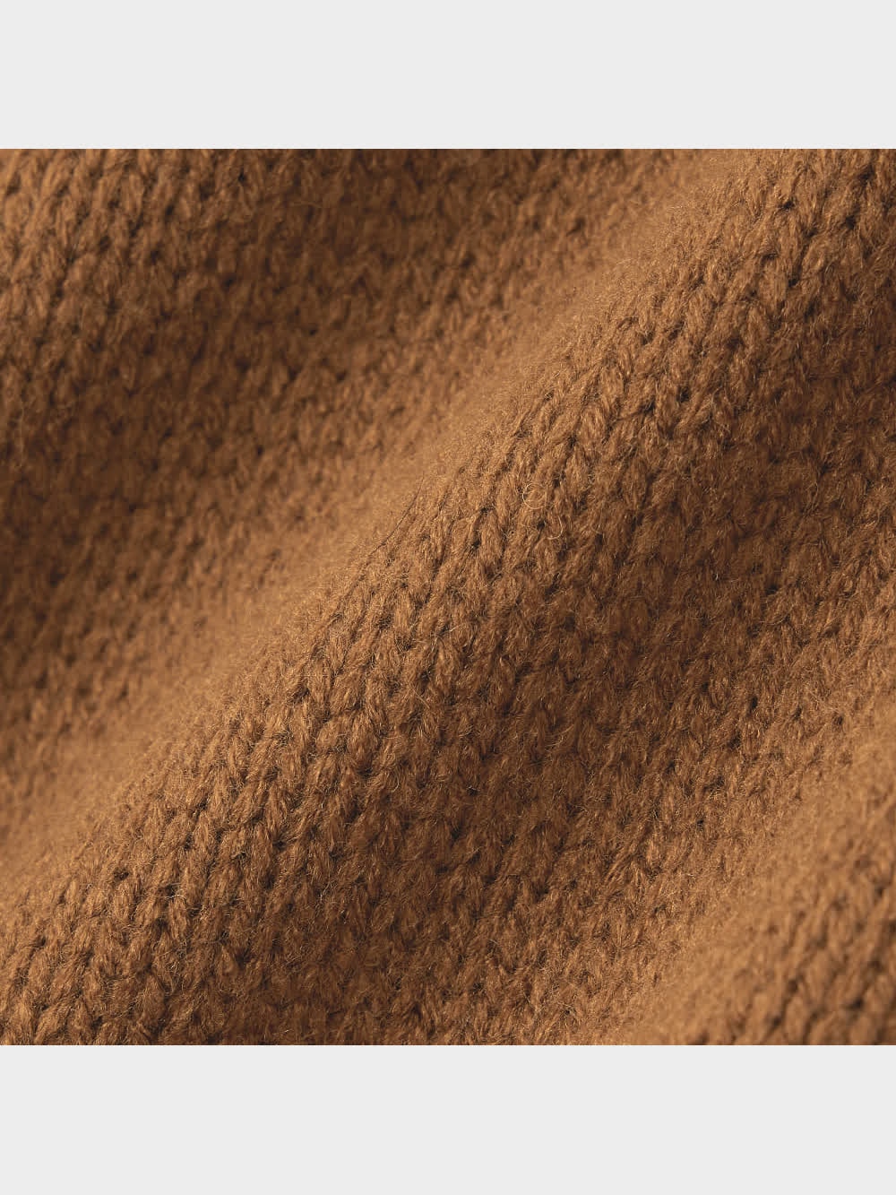 GU公式 | ローゲージタートルネックセーター(長袖)