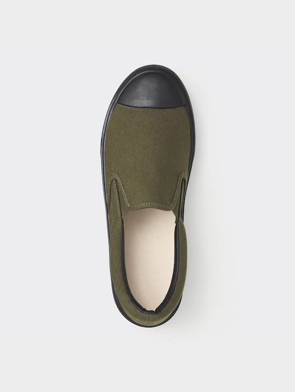 クリーンキャンバススリッポンシューズ