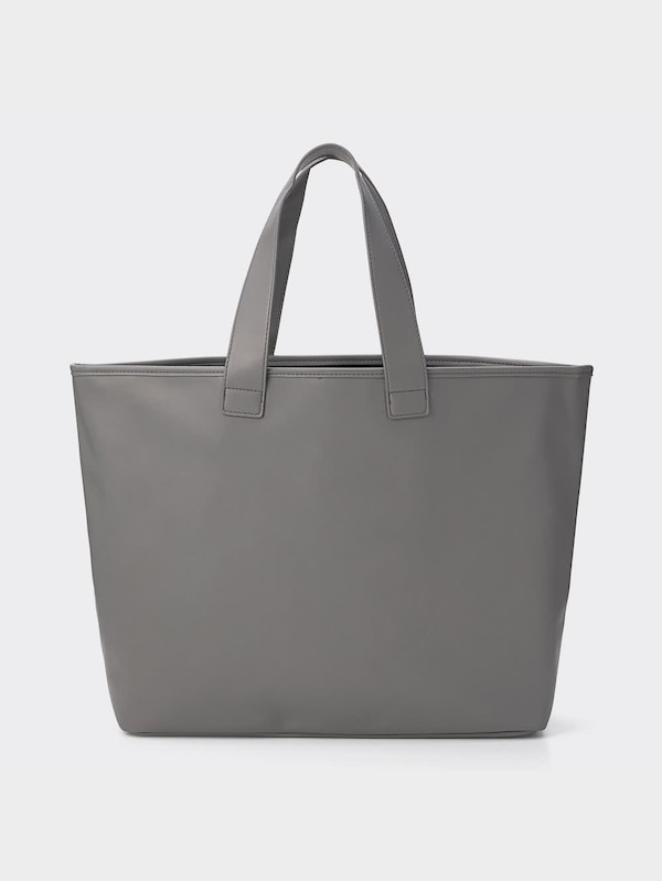 レザータッチトートバッグ