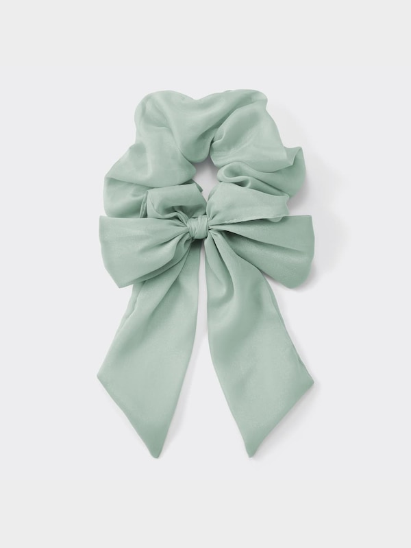 リボンシュシュ