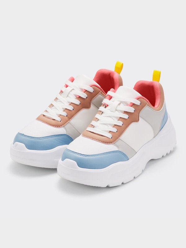 ボリュームソールスニーカー