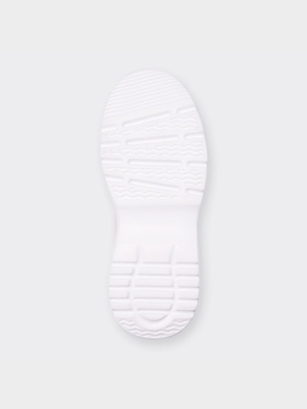 ボリュームソールスニーカー