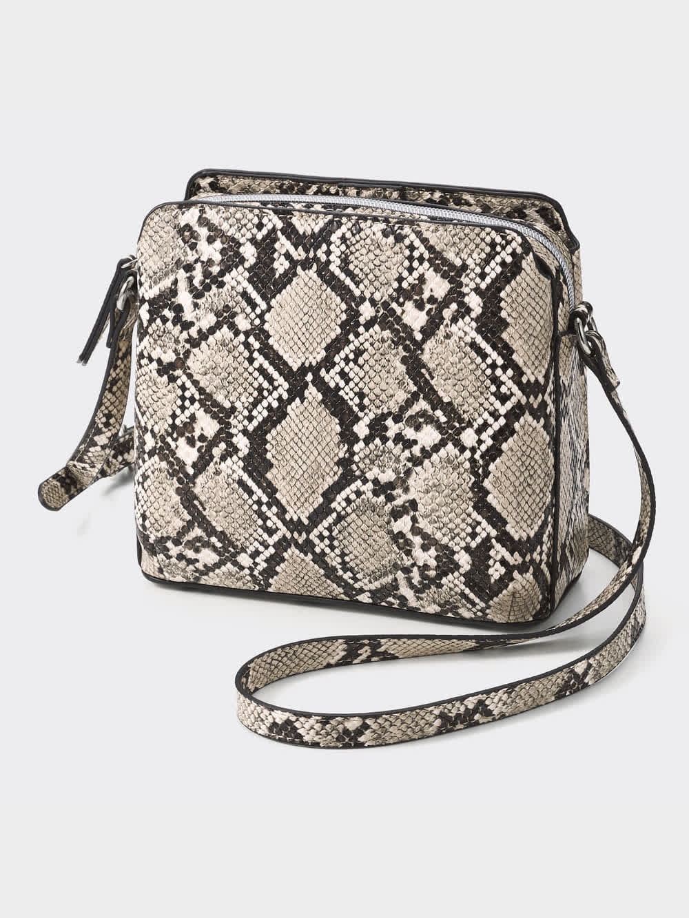 ❣️日曜バーゲンD&G ミニBox型ショルダー　超美品‼️ GU公式 | ボックスミニショルダーバッグ