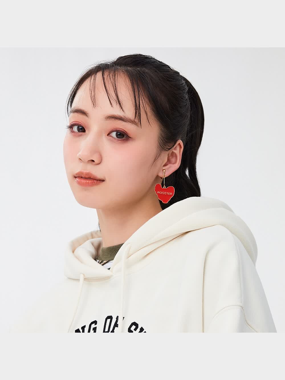 【ほぅ】フォレストグリーン翡翠のつぶつぶ枠留めイヤリング 透明感の美しい グリーンのつぶつぶサークルピアス イヤリング