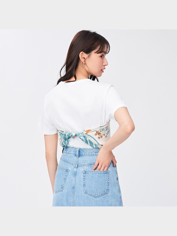 フラワースカーフ