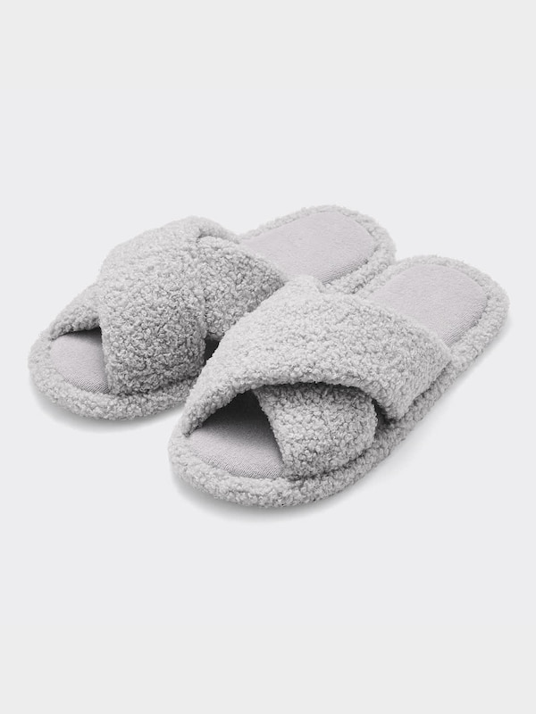 オープントゥルームシューズ