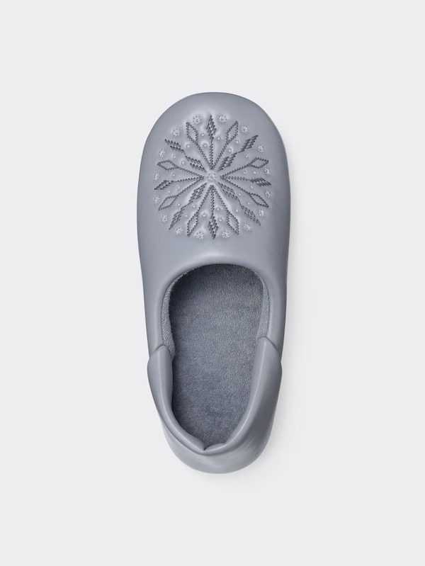 ルームバブーシュ