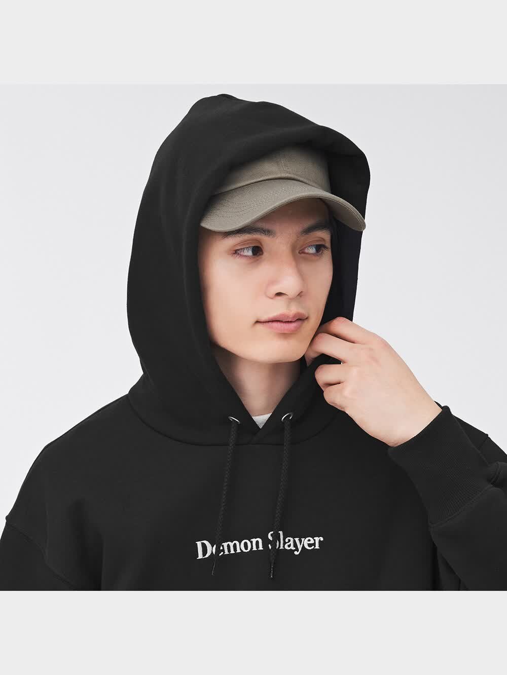 鬼滅の刃 XL パーカー　柱 勢ぞろい フード パーカ 黒 ジーユー gu GU公式 | スウェットパーカ(長袖) Demon Slayer 1