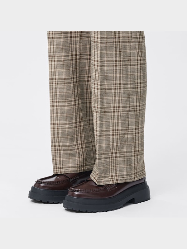 センタープレスチェックストレートパンツ