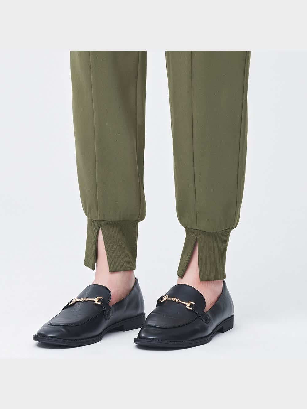 GU公式 | センターシームジョガーパンツQ