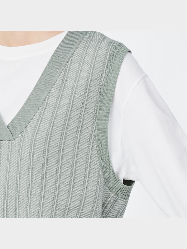 ジャカードクロップドニットベストNT+E