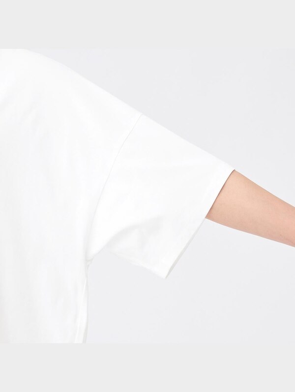 オーバーサイズグラフィックT(5分袖) CRAYON SHINCHAN 1