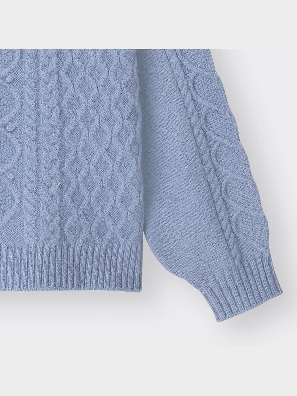 ゆか　0308 GU公式 | GIRLSケーブルセーター(長袖)