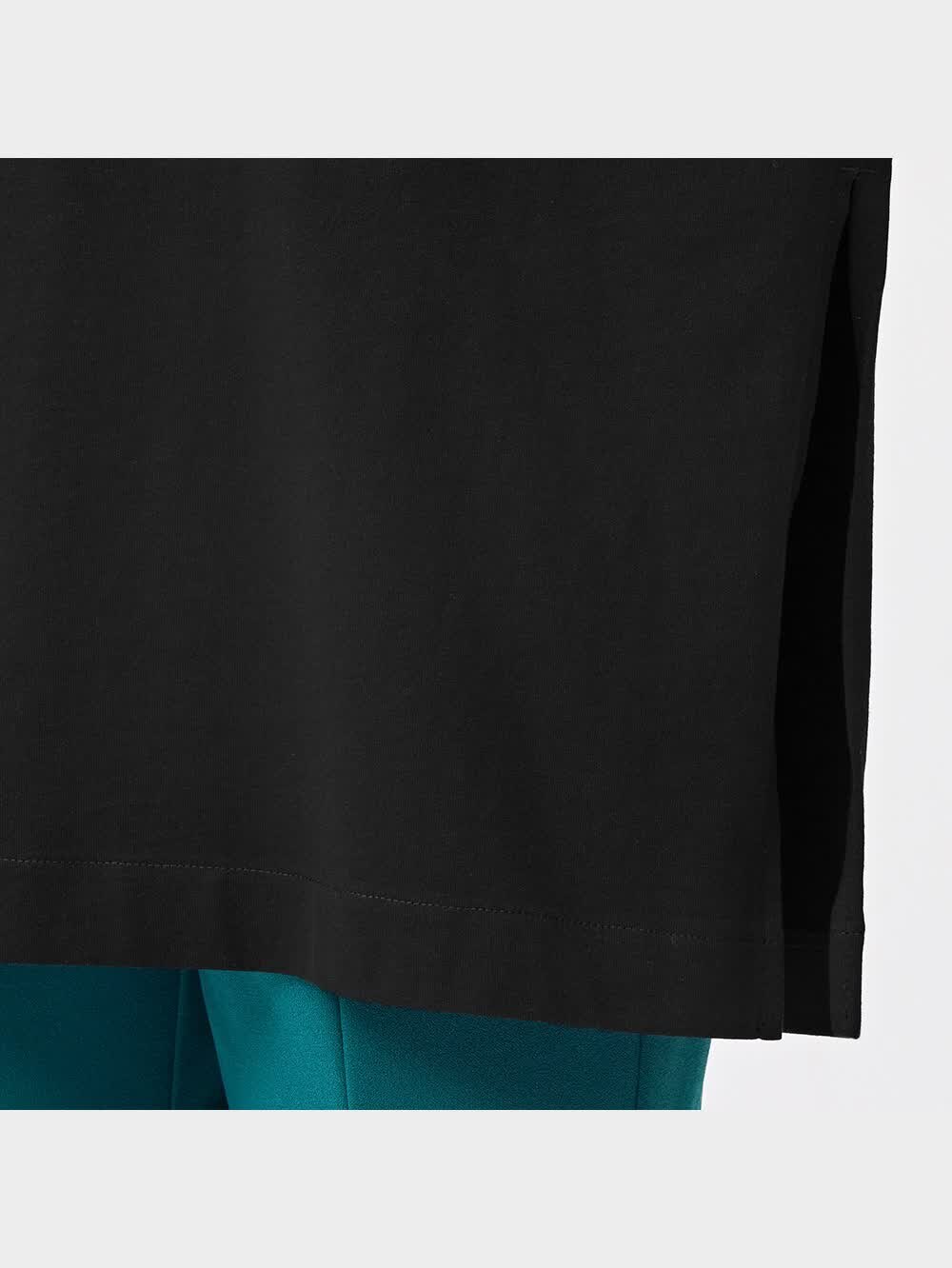 GU公式 | オーバーサイズグラフィックT(5分袖) CRAYON SHINCHAN 3