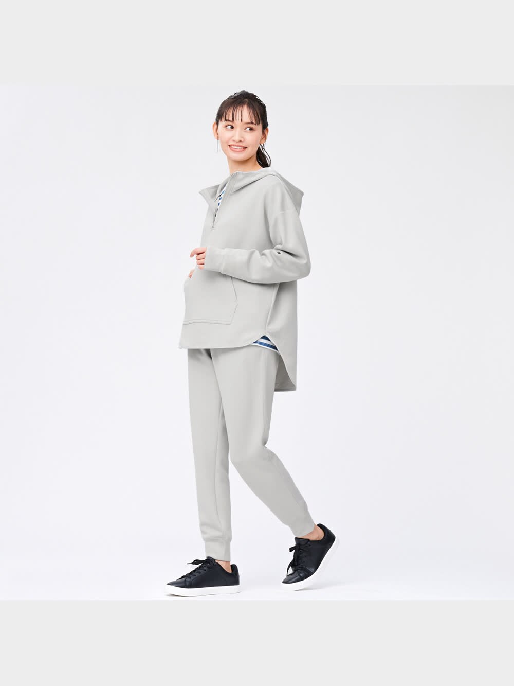 【グレー】ダブルフェイス切替テーパードパンツ <LADIES LINE> (LADIES) ブラック】ダブルフェイス切替テーパードパンツ <LADIES LINE> (LADIES