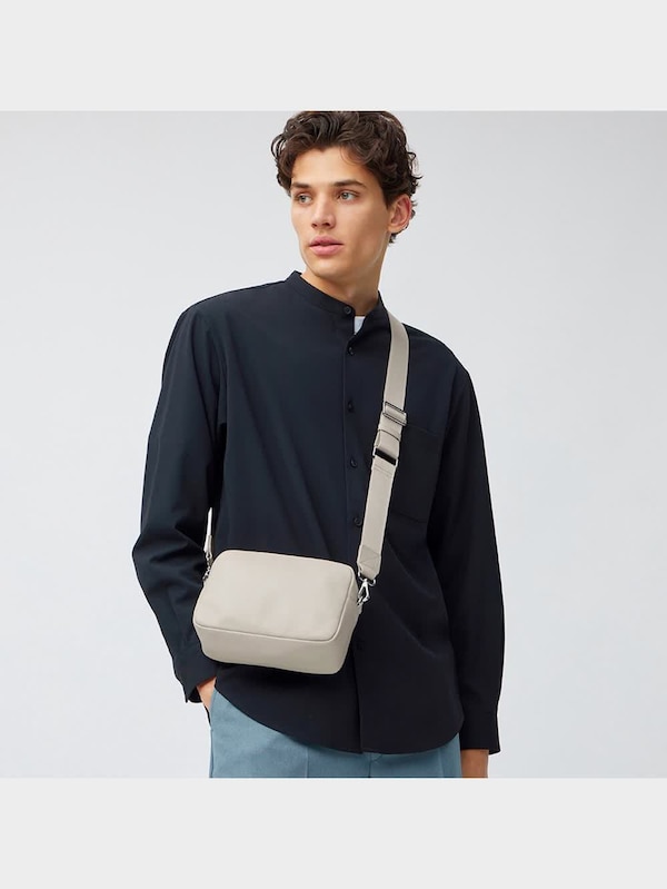 リアルレ�ザーカメラバッグ+E