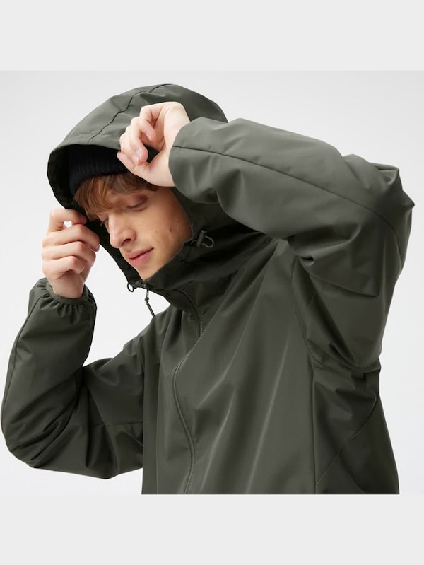 ウィンドプルーフシェルパーカ