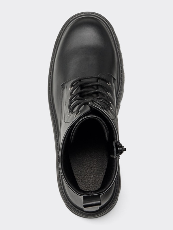 ライトボリュームソールレースアップブーツ