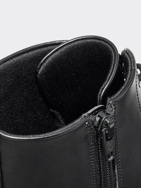 ライトボリュームソールレースアップブーツ