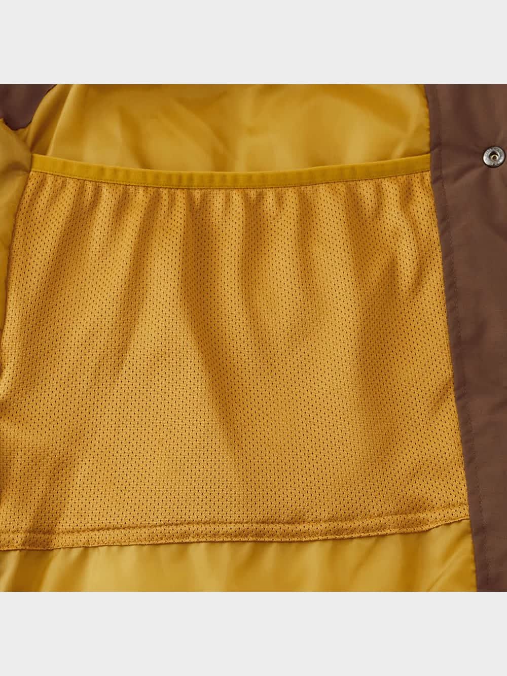 専用11 GU ブラウン ダウンベスト 311-347529 - メルカリ