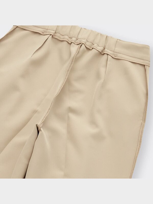 ストレッチテーパードパンツ(丈標準65.0～69.0cm)