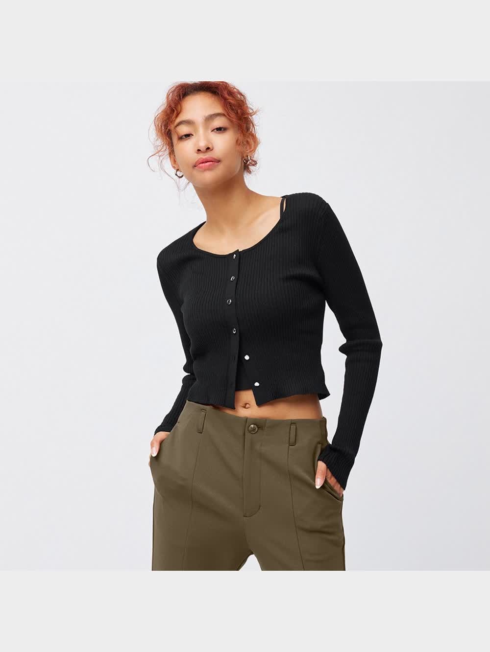 ⭕️お取り置き⭕️ GU公式 | カットソーフレアスラックス(丈標準69.0～73.0cm)