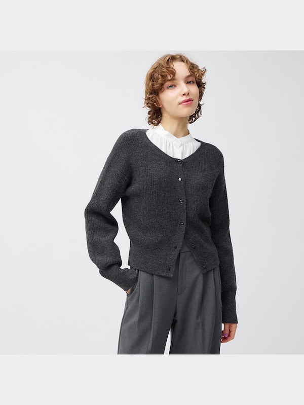 フェイクファーカラーカーディガン(長袖)+E