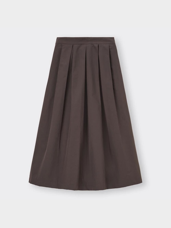 タフタフレアミディスカート