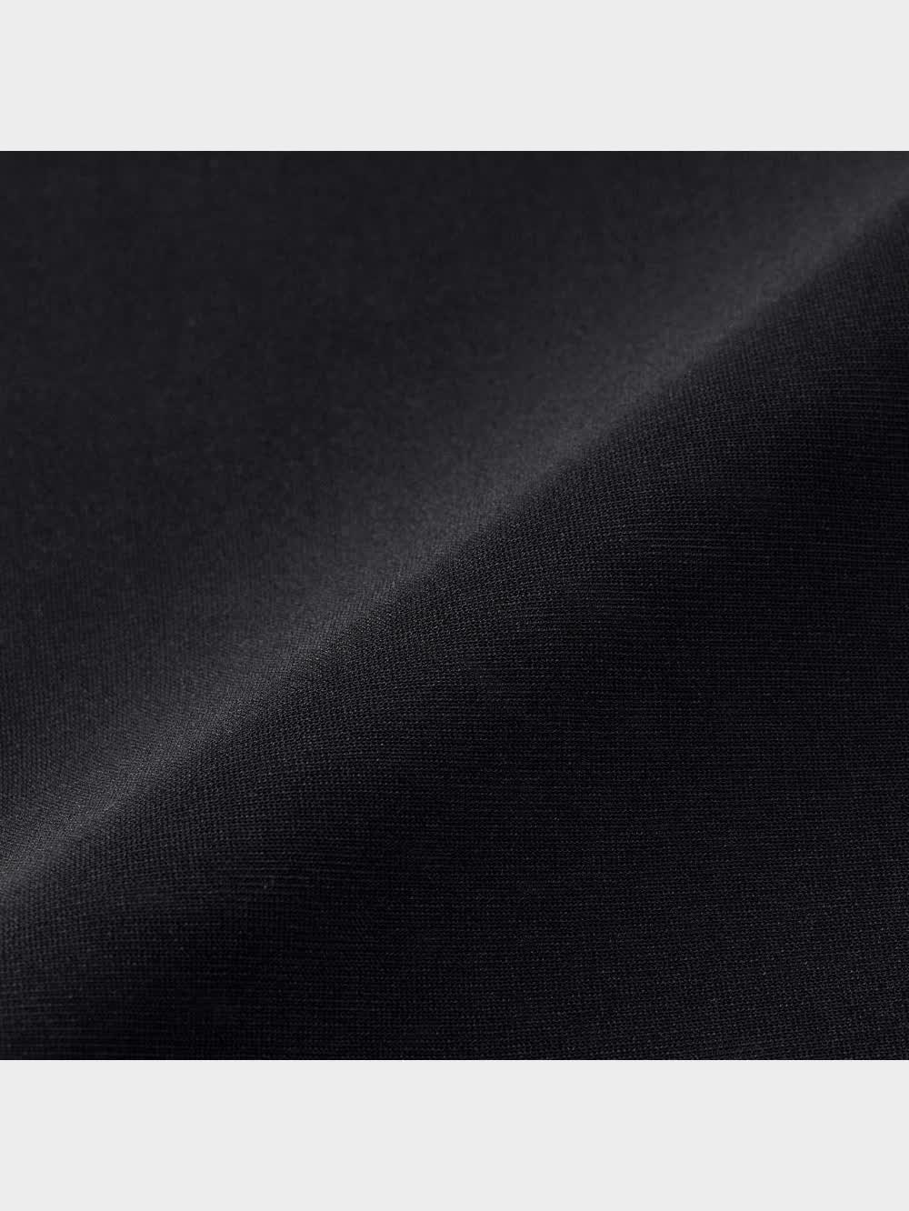 GU公式 | シアークルーネックT(長袖)+E