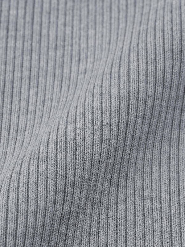 リブタートルネックセーター(長袖)