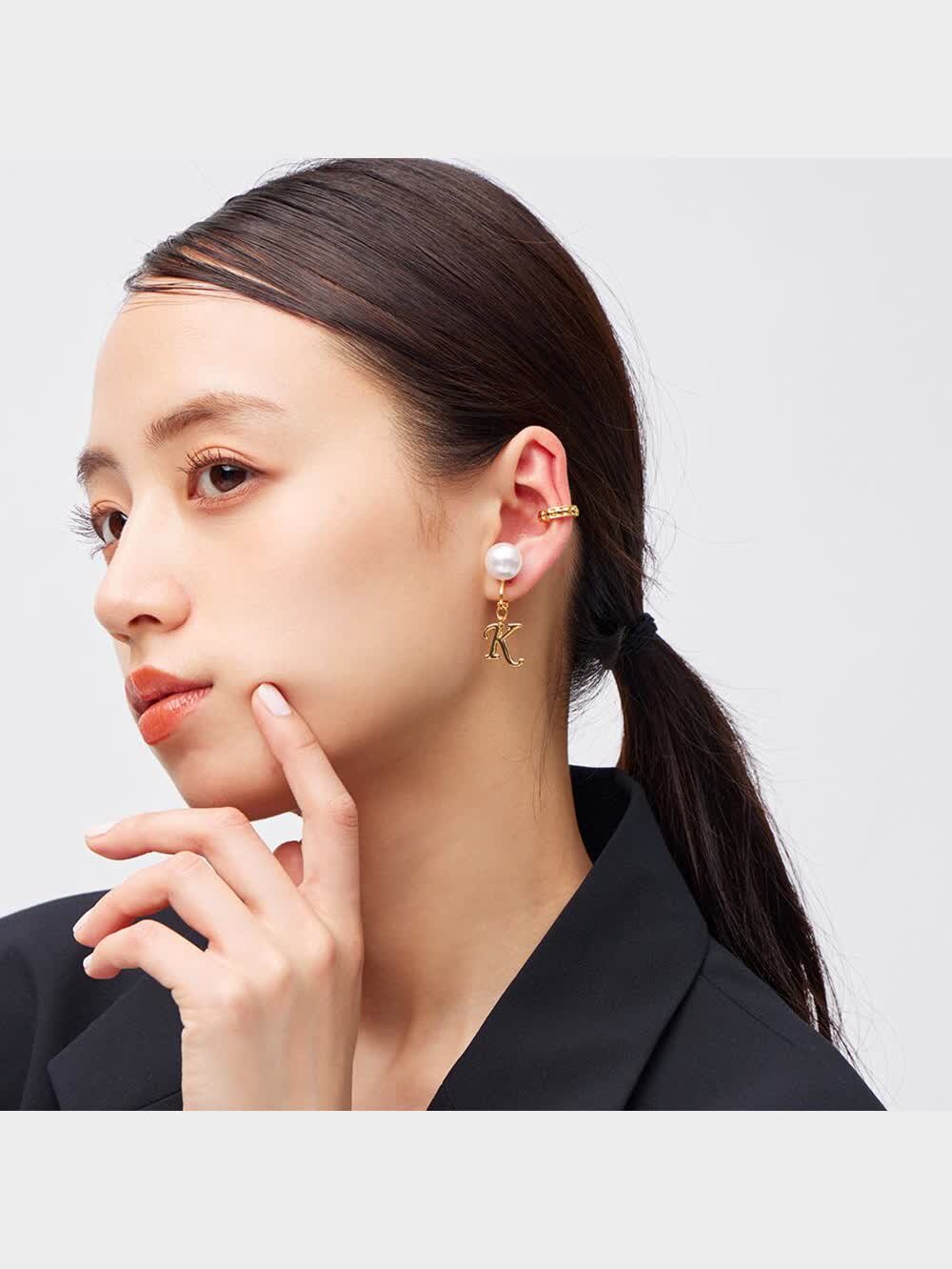 GU公式 | イニシャルイヤリング&イヤーカフセット